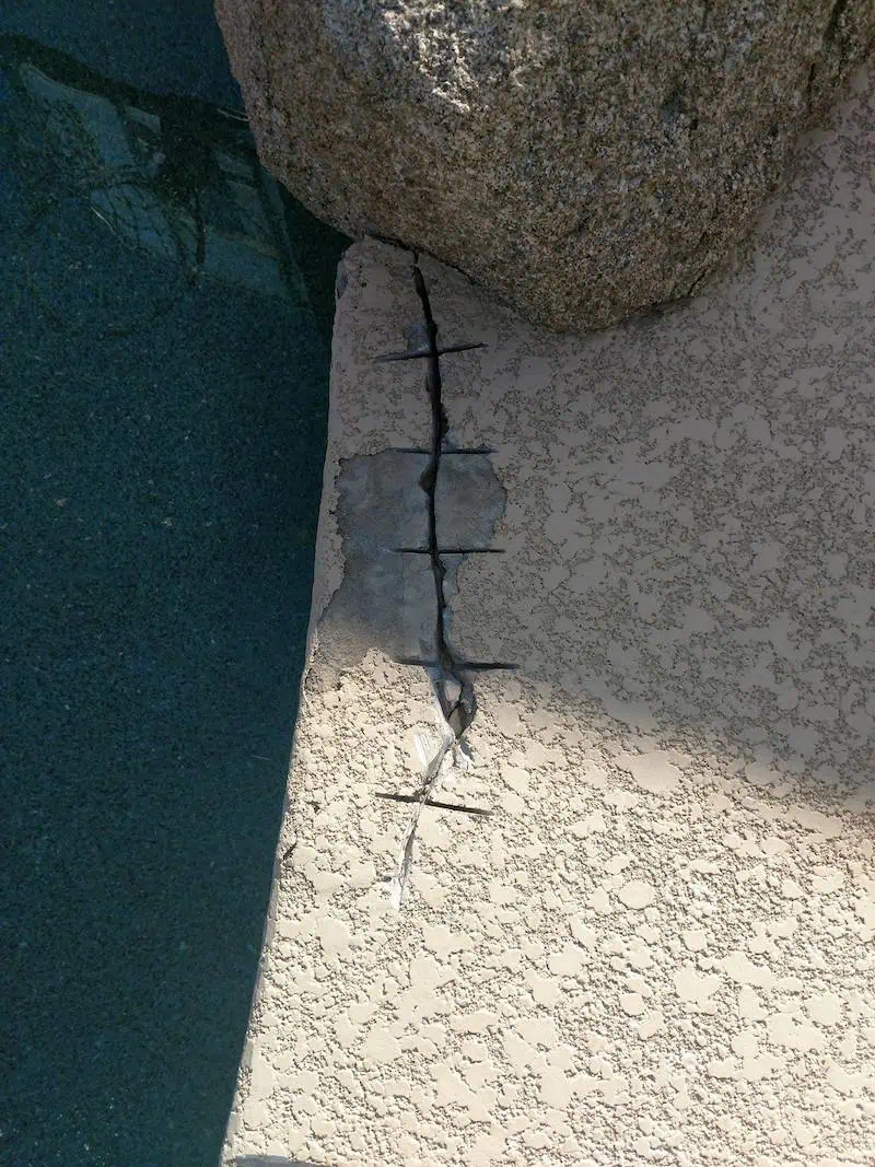 Repair of Surface Structure Fissures and Holes
